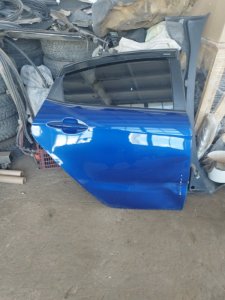 Дверь боковая Kia Rio 2012 3