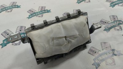 Подушка безопасности пассажира Toyota Harrier 2006 2