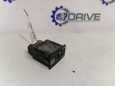 Выключатель airbag Volkswagen Golf, Jetta 5
