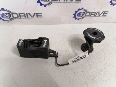 Крепление запасного колеса BMW X3 E83