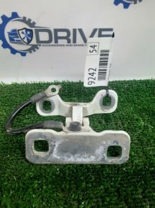 Петля багажника BMW X3 E83