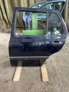 Дверь боковая Volkswagen Jetta