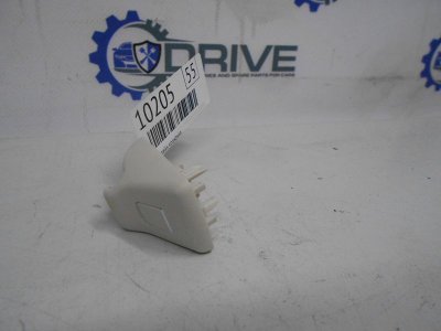 Кронштейн козырька Ford Focus 3 CB8