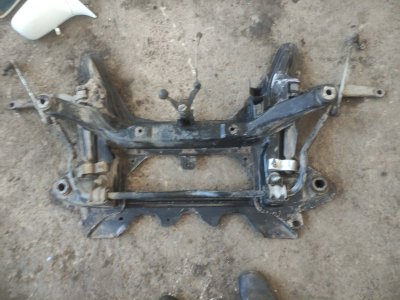 Балка продольная под ДВС Peugeot 406 1999 8B