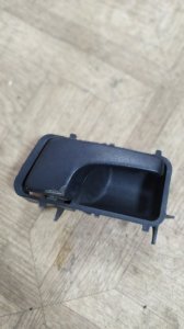 Ручка двери внутренняя Volkswagen Passat 1989