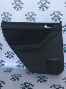 Обшивка боковой двери AUDI A3 8l
