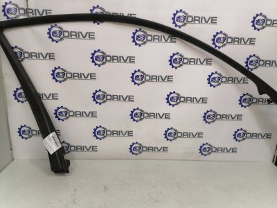 Накладка рамки двери Mercedes W211