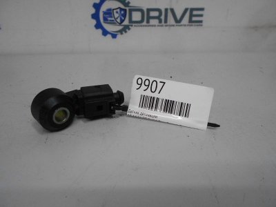Датчик детонации A3 A4 A6 TT Golf 4 Bora Superb Octavia