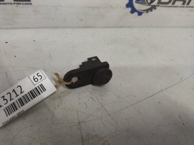 Концевик двери Hyundai Elantra XD