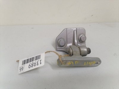 Петля двери нижняя Mercedes A-Class W168