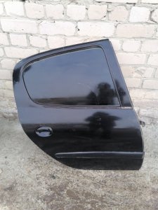Дверь боковая Peugeot 206