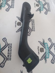 Воздухозаборник Peugeot 406 1999 8B