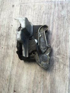 Замок боковой двери Mercedes-Benz 190 1989 w201