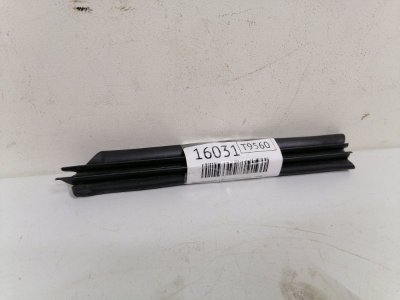 Бархотка внутренняя Opel Astra H L48