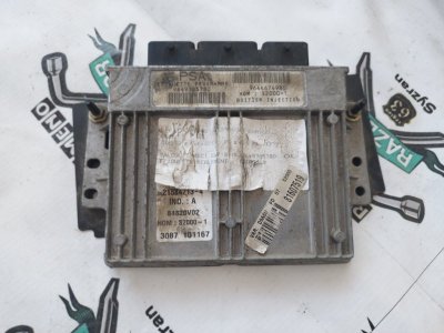 Блок управления двигателем Peugeot 406