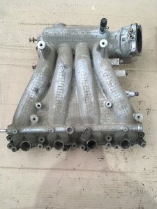 Коллектор впускной Mitsubishi Legnum