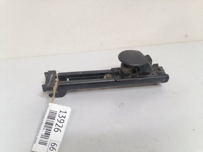 Регулятор ремня безопасности Mercedes W202 W168