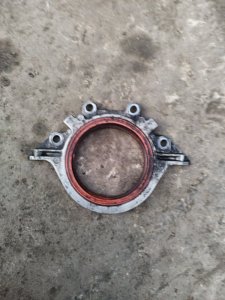 Крышка коленвала Ford Focus 1
