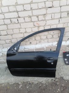 Дверь боковая Peugeot 206