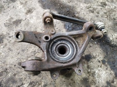 Кулак поворотный Mercedes-Benz 190 1989 w201