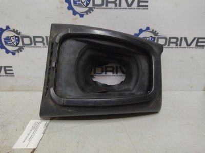Кожух кулисы КПП Volkswagen Passat B4