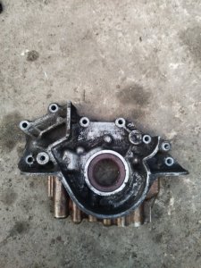Масляный насос Ford Focus 1