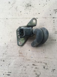Вакуумный клапан Mitsubishi Legnum