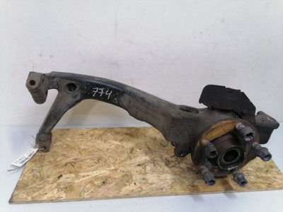 Кулак поворотный Volkswagen Passat B5