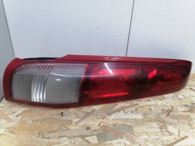 Фонарь Nissan X-Trail T30