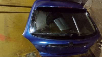 Крышка багажника Rover 200