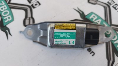 Блок управления SRS Toyota Prius 2007 NHW20