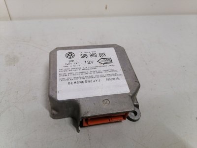 Блок управления airbag Volkswagen Passat B4