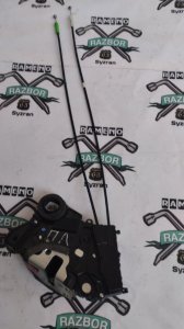Замок боковой двери Toyota Prius 2007 NHW20