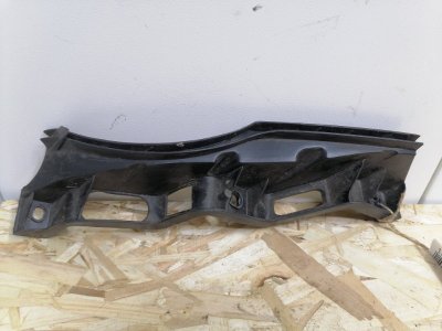 Кронштейн бампера Volkswagen Passat B6