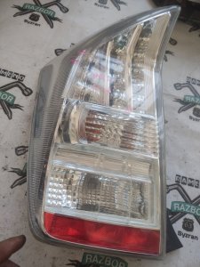 Стоп-сигнал Toyota Prius 30