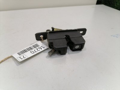 Замок багажника Kia Rio 1