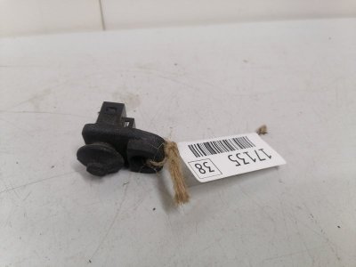 Концевик двери Nissan