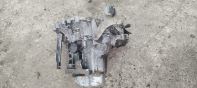 МКПП Rover 200 1999 хэтчбек
