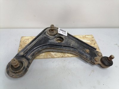 Рычаг подвески Ford Fiesta MK3
