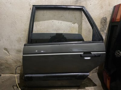 Дверь боковая Volkswagen Passat B3