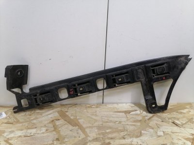 Кронштейн бампера Volkswagen Passat B6