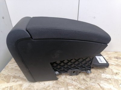 Подлокотник Volkswagen Passat B6