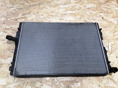Радиатор ДВС VW Passat B6