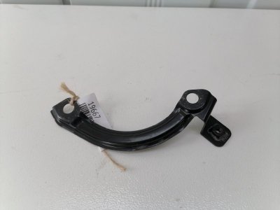 Кронштейн опоры стойки Toyota Corolla E150