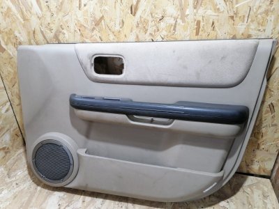 Обшивка двери Nissan X-Trail T30