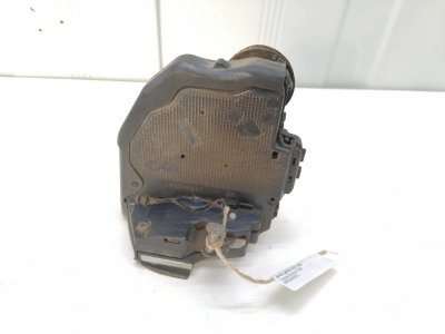 Замок двери Toyota Corolla E150