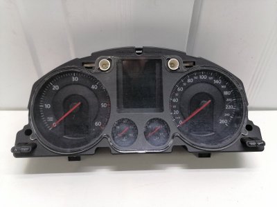 Панель приборов Volkswagen Passat B6