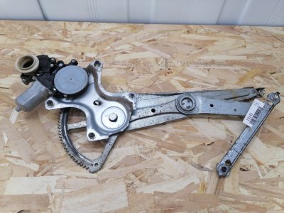 Стеклоподъемник Toyota Corolla E150