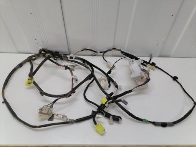 Проводка салона Toyota Corolla E150