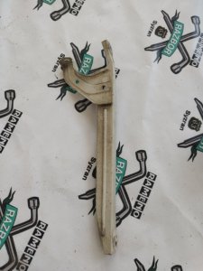 Планка радиатора Toyota Prius 1998 NHW10